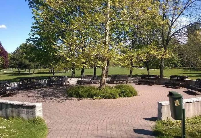 Moonstreet Bratislava